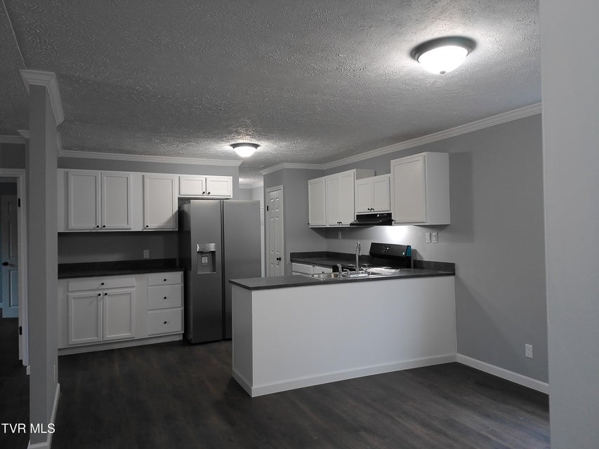 Photo #16: 119 Shepherds View Circle