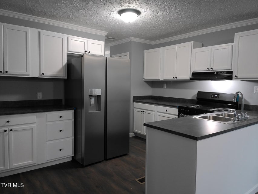 Photo #17: 119 Shepherds View Circle