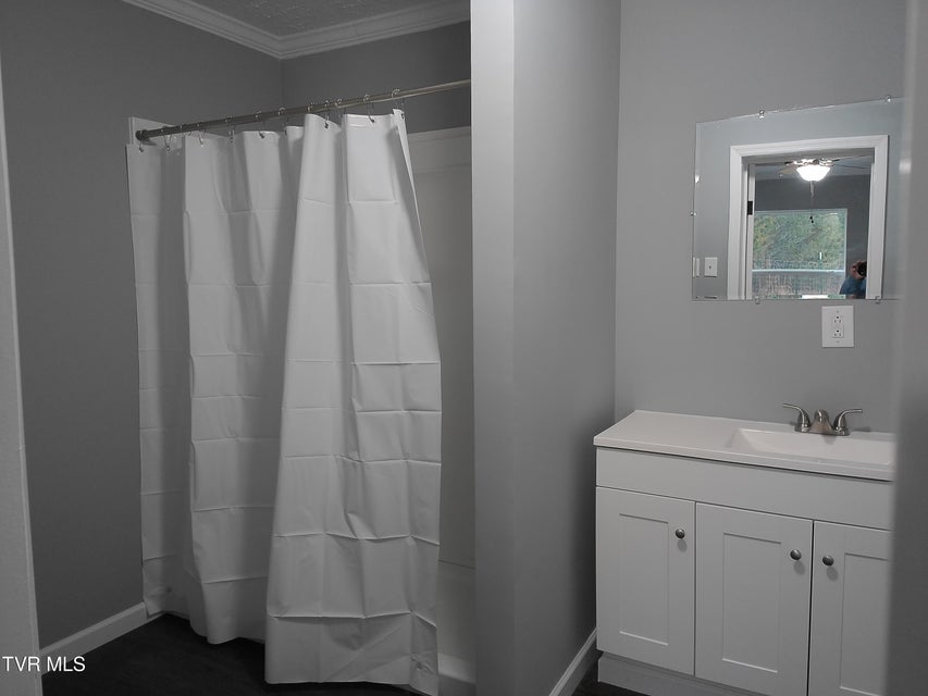 Photo #35: 119 Shepherds View Circle