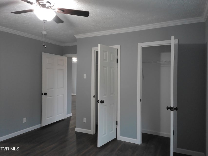 Photo #33: 119 Shepherds View Circle