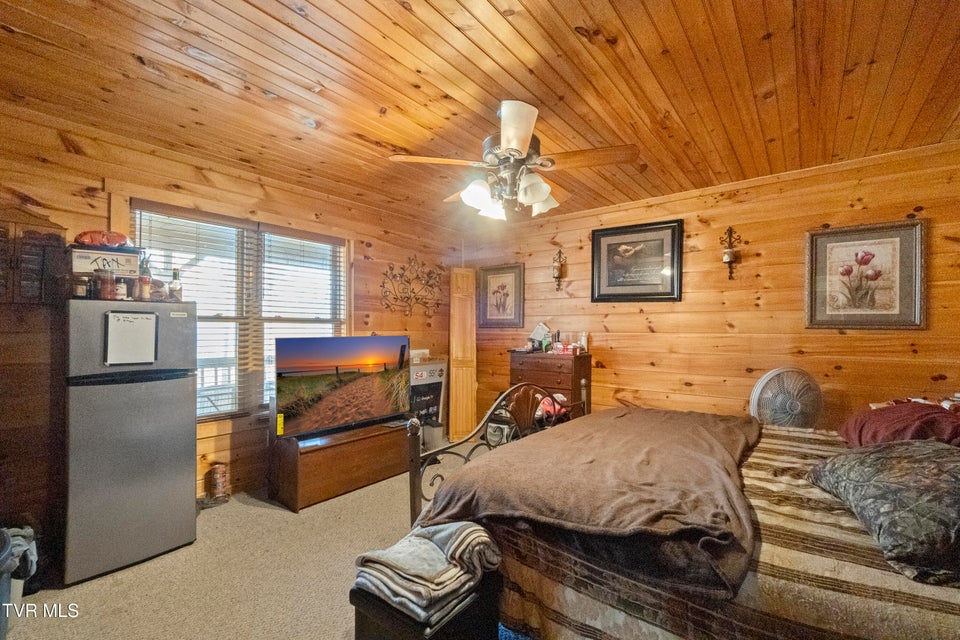 Photo #37: 1374 Allens Bridge Road