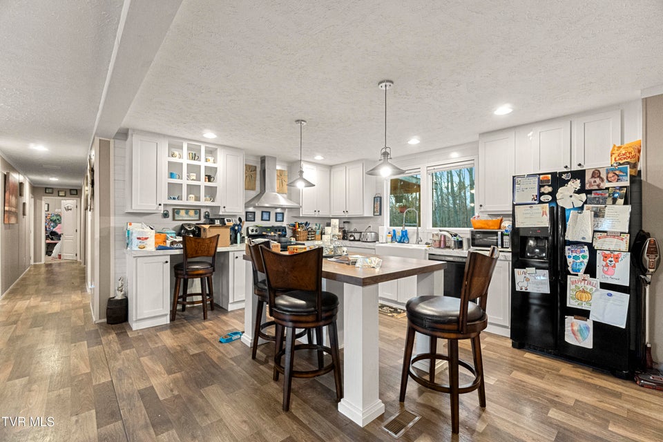 Photo #53: 1374 Allens Bridge Road