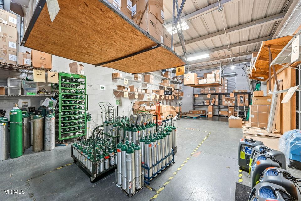 Photo #31: 2214 Elk Avenue