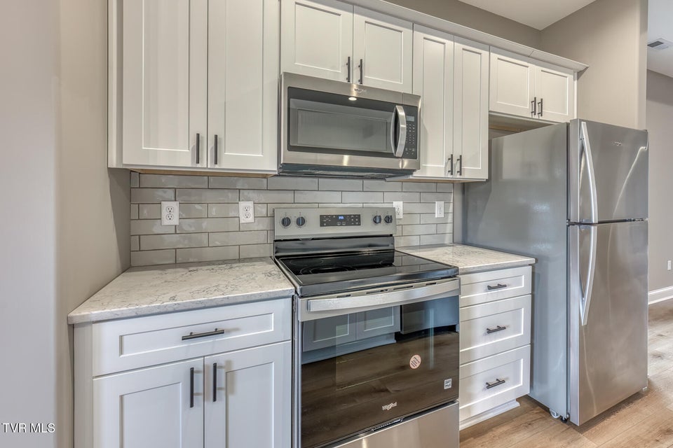 Photo #7: 319 Monroe Drive