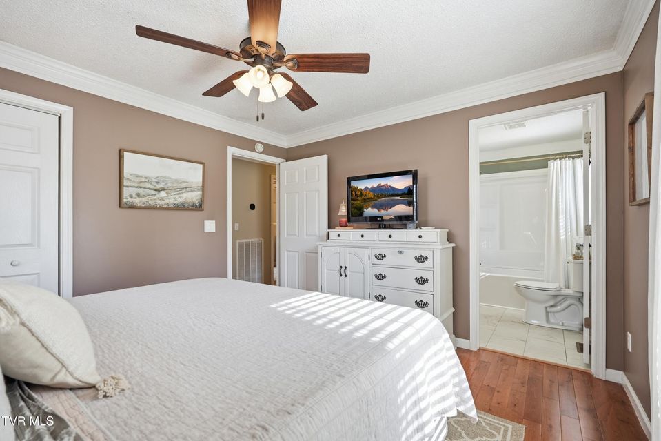 Photo #19: 102 Clovercroft Drive