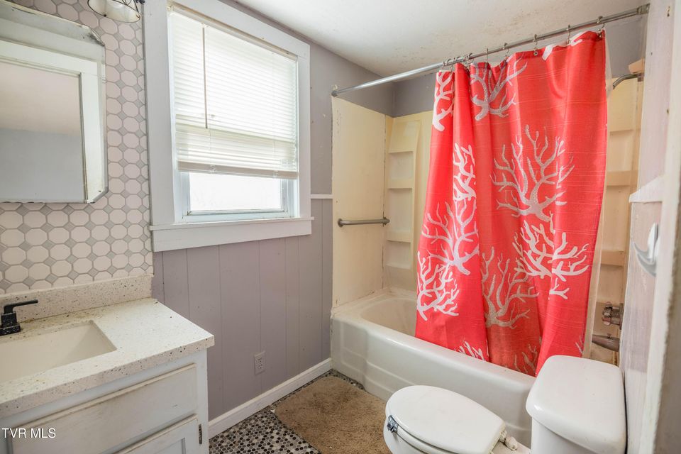 Photo #11: 7958 Blue Springs Parkway