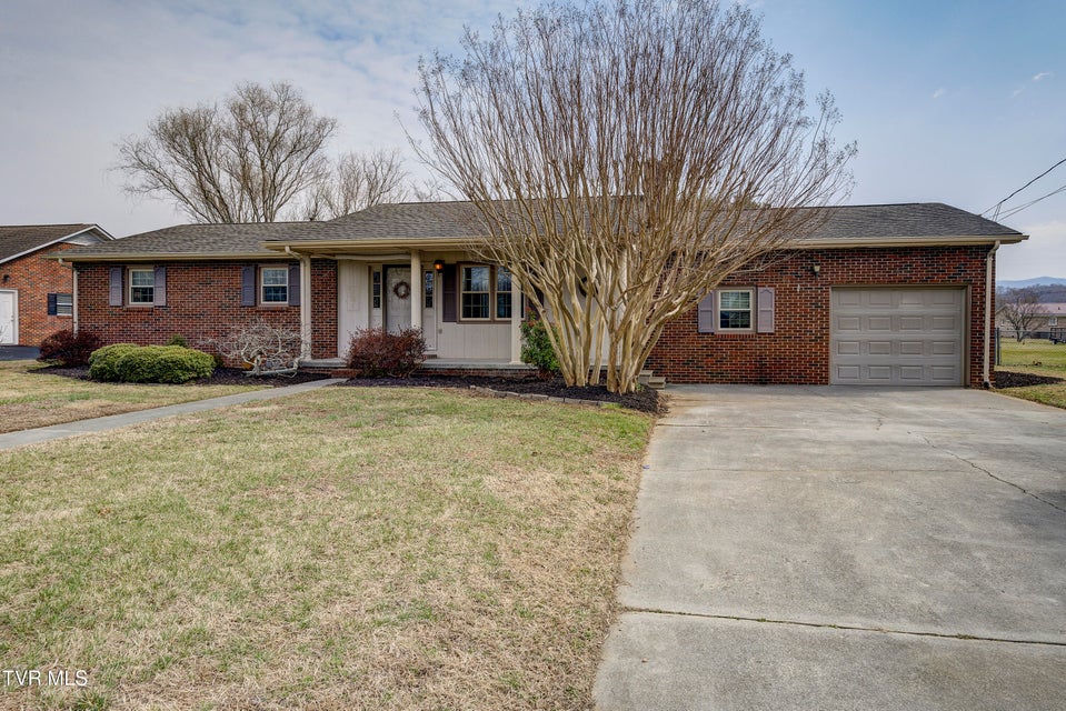 Photo #4: 121 Mayfield Drive