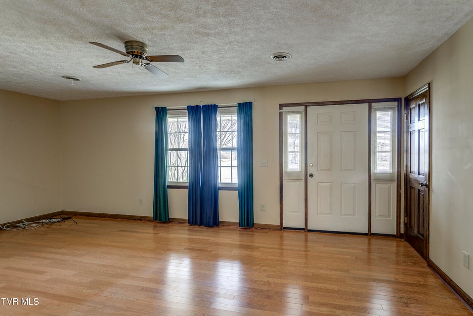 Photo #11: 121 Mayfield Drive