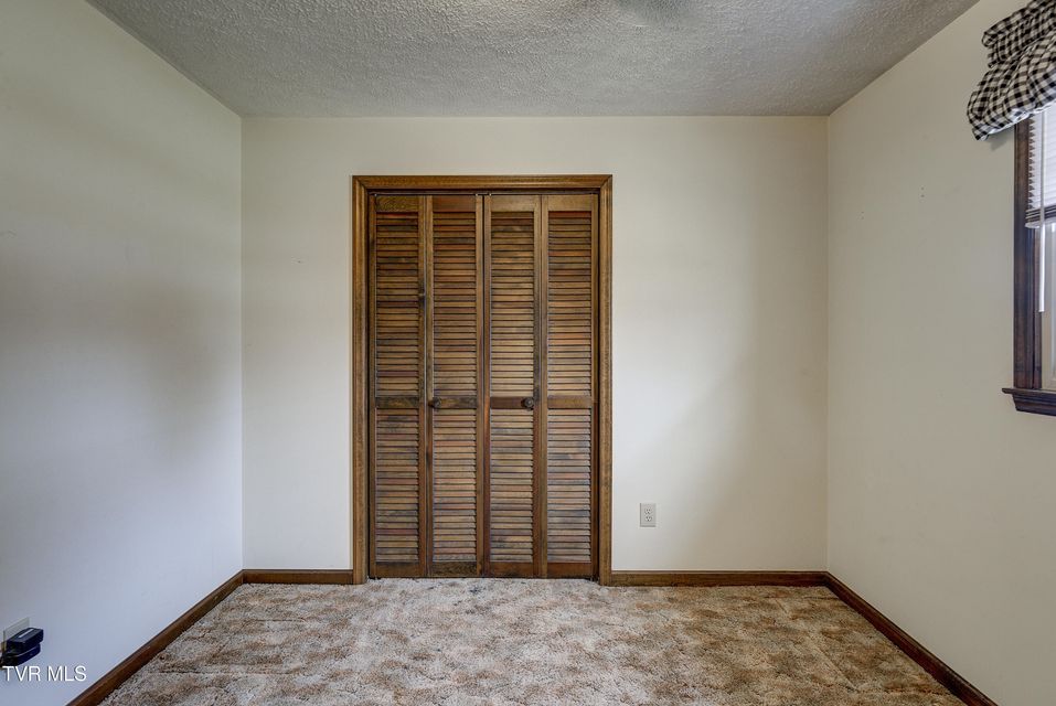 Photo #27: 121 Mayfield Drive