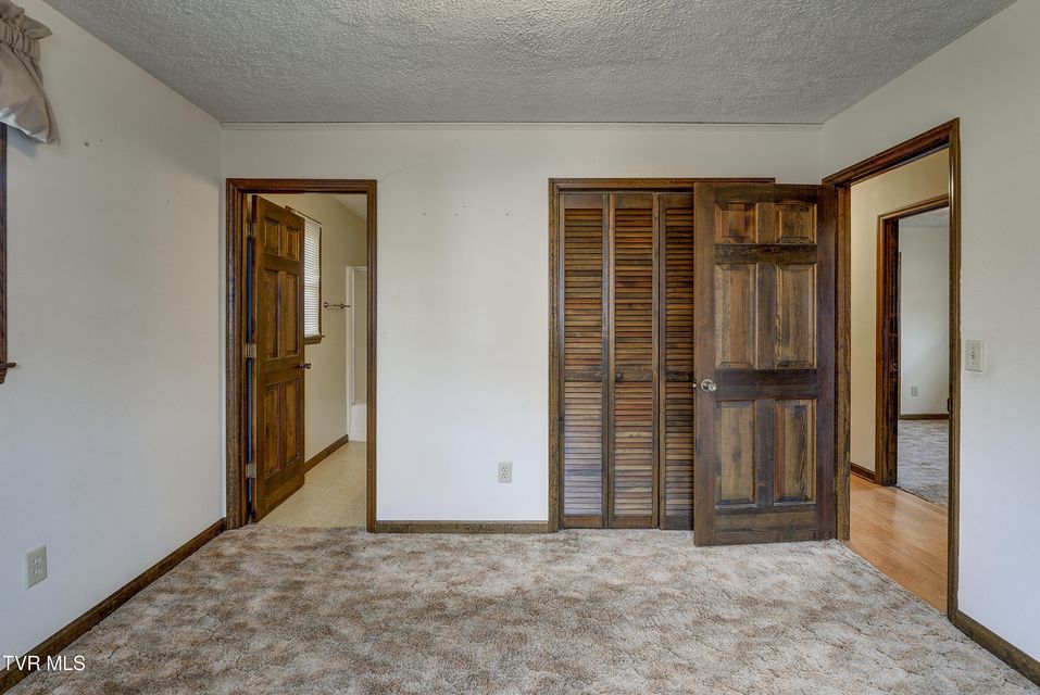 Photo #31: 121 Mayfield Drive