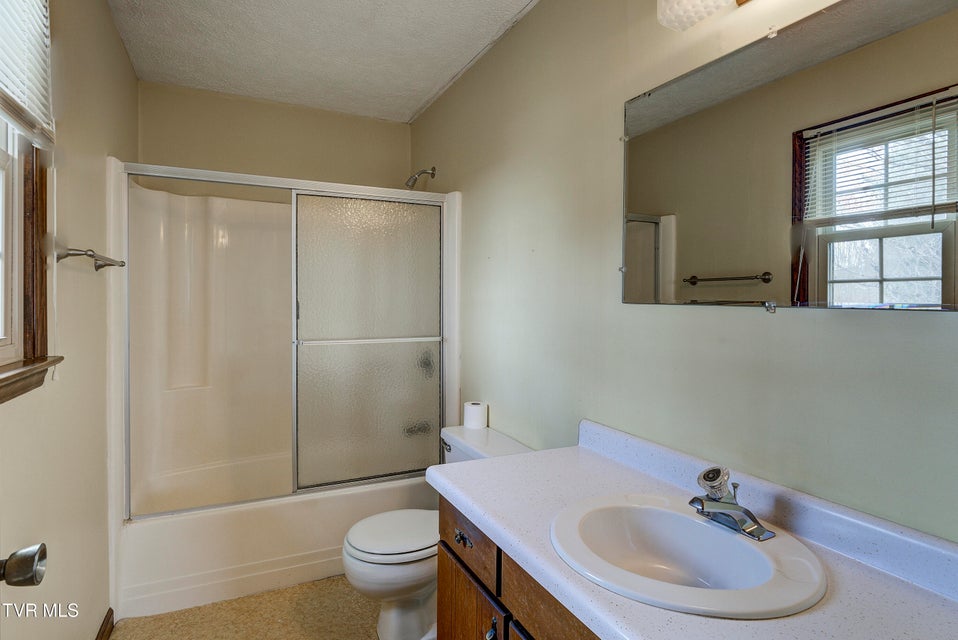 Photo #32: 121 Mayfield Drive