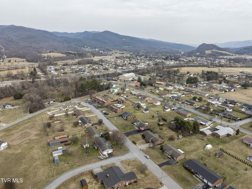 Photo #44: 121 Mayfield Drive