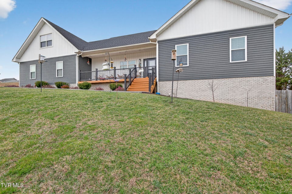 Photo #5: 222 Spanish Oak Lane