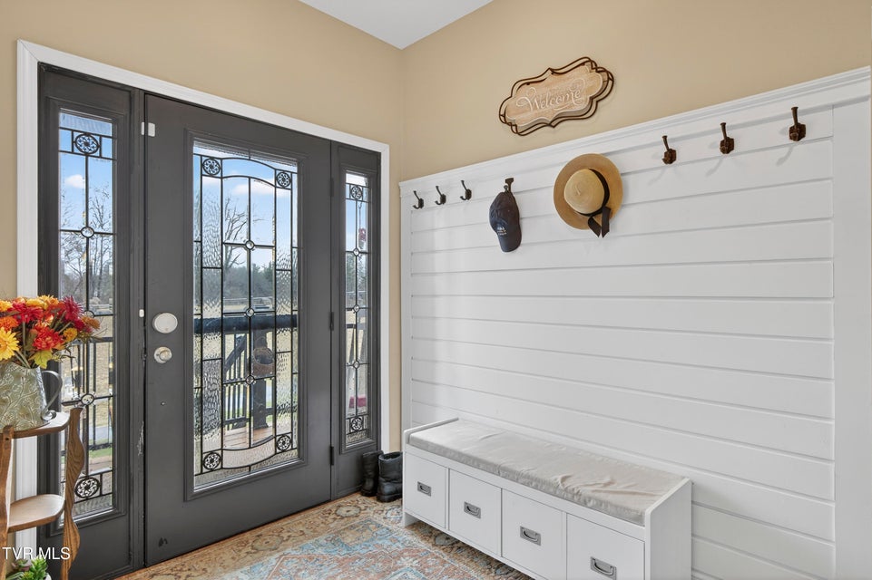 Photo #9: 222 Spanish Oak Lane