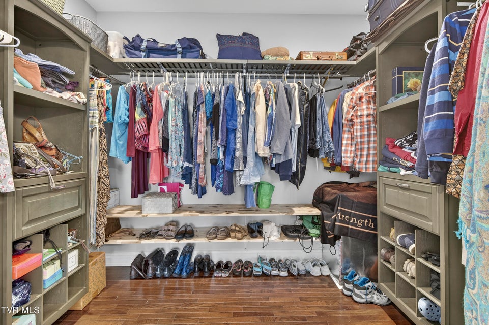 Photo #31: 222 Spanish Oak Lane