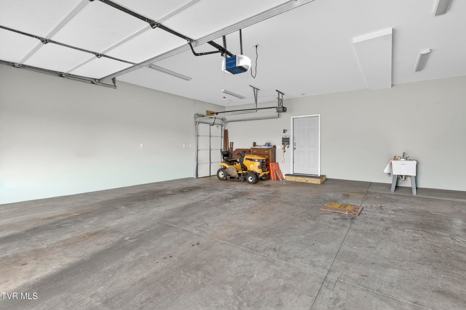 Photo #57: 222 Spanish Oak Lane