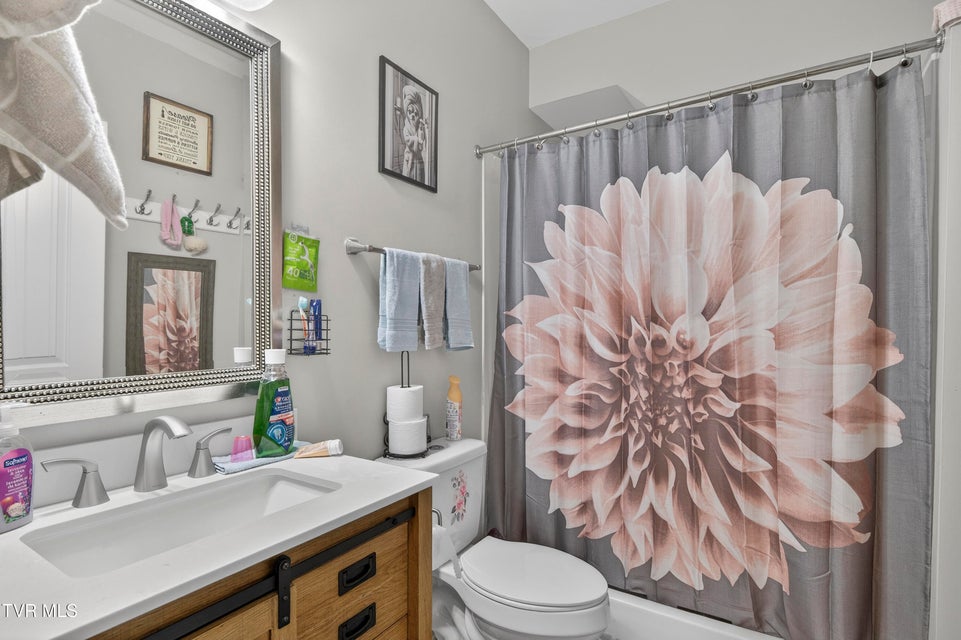 Photo #45: 222 Spanish Oak Lane