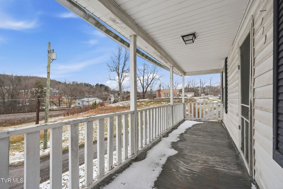 Photo #5: 614 Jefferson Street