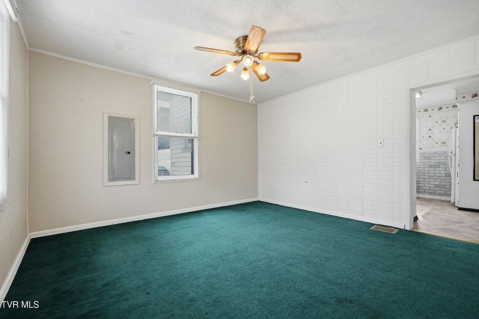 Photo #8: 614 Jefferson Street