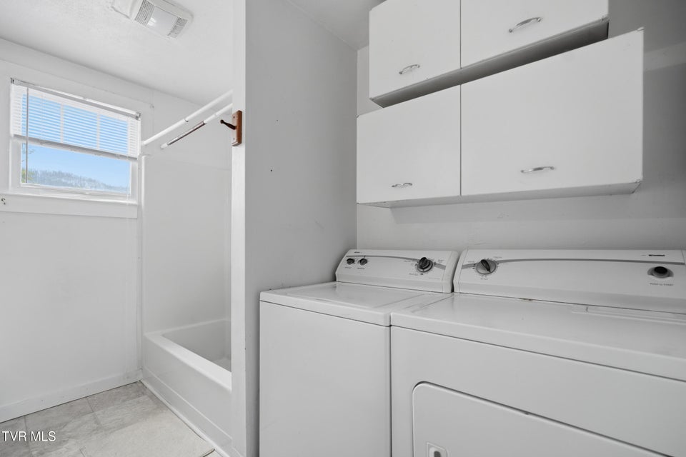 Photo #16: 614 Jefferson Street