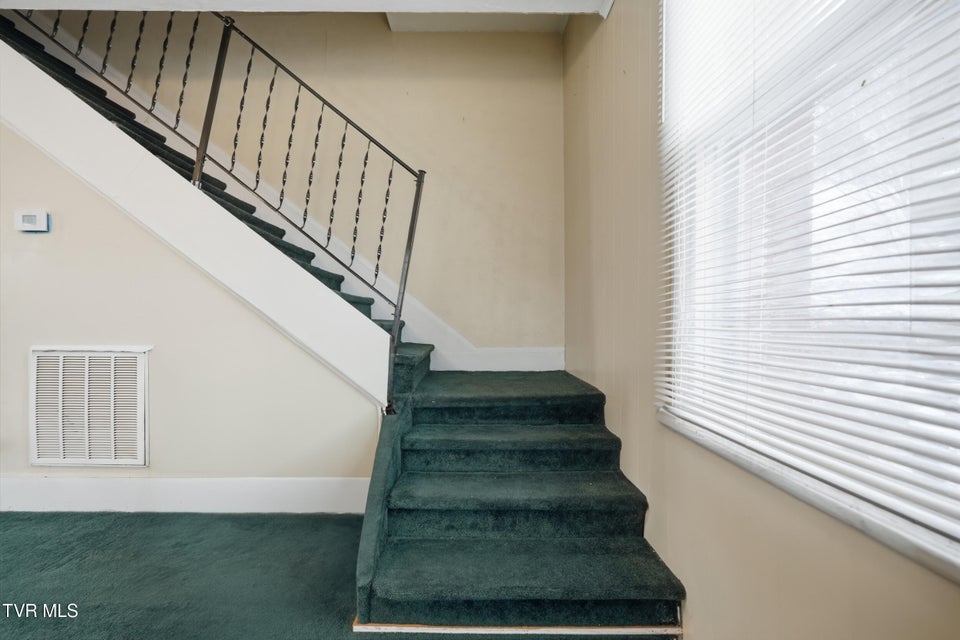 Photo #17: 614 Jefferson Street