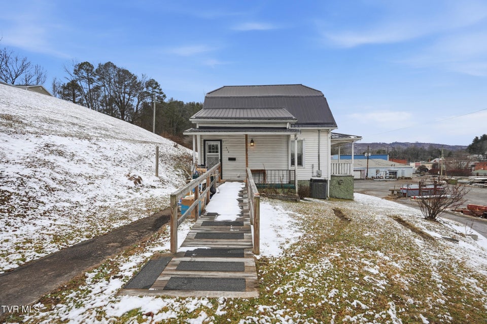 Photo #24: 614 Jefferson Street