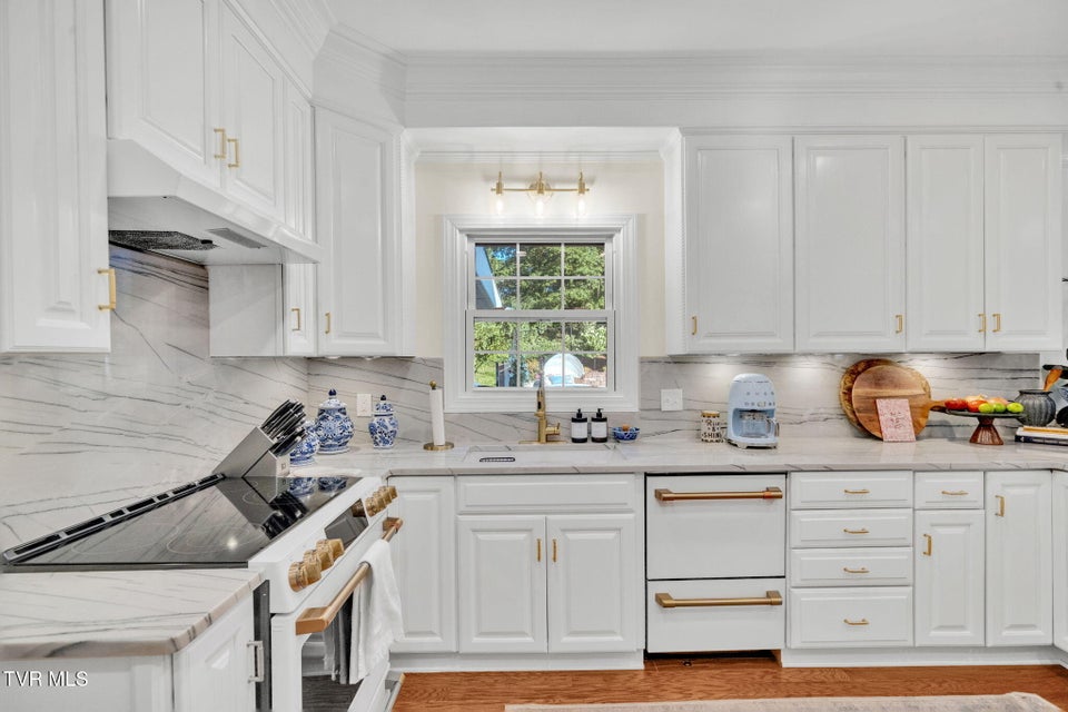 Photo #8: 1620 Fairway Drive Drive