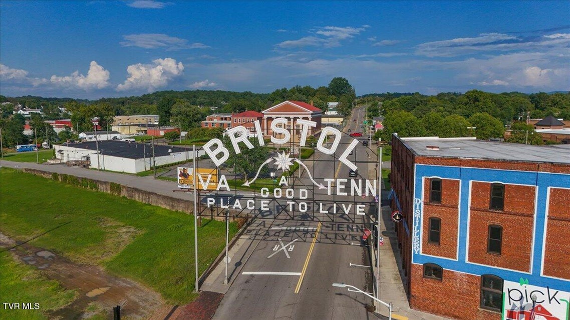 Photo #86: 801 Holston Avenue