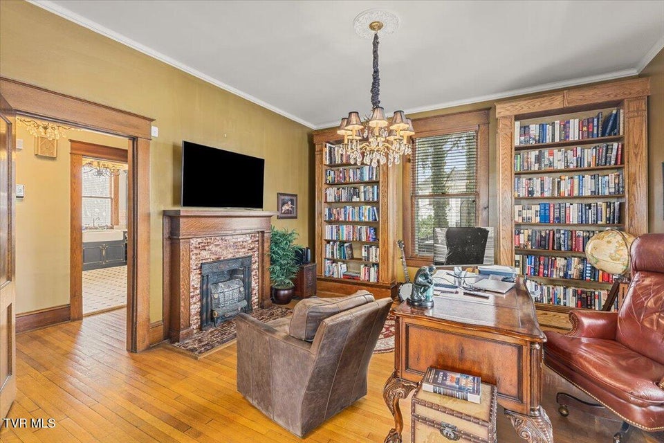 Photo #34: 801 Holston Avenue