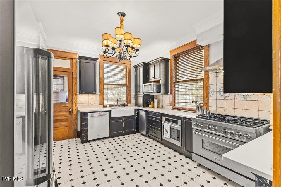 Photo #25: 801 Holston Avenue