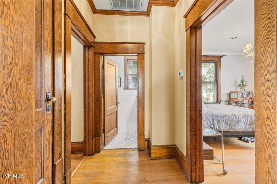 Photo #54: 801 Holston Avenue