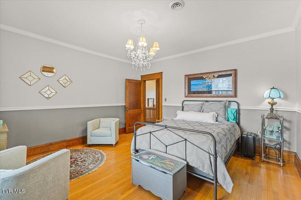 Photo #56: 801 Holston Avenue