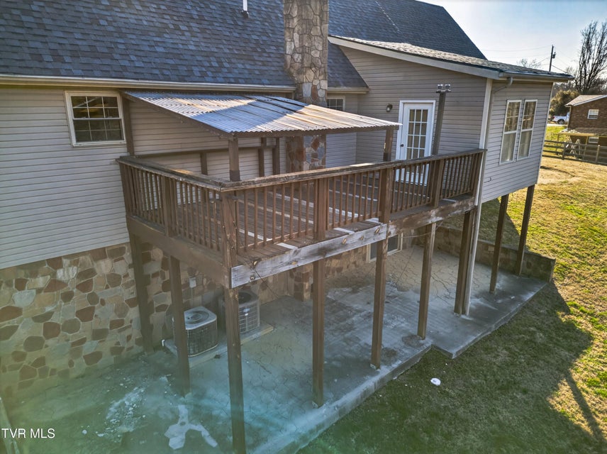 Photo #33: 457 Terrace View Drive