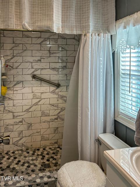 Photo #21: 639 Bailey Bridge Road