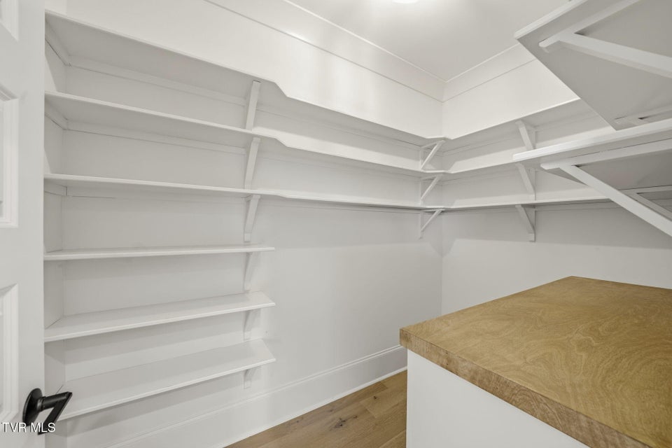 Photo #11: 141 Laurel Ridge Drive