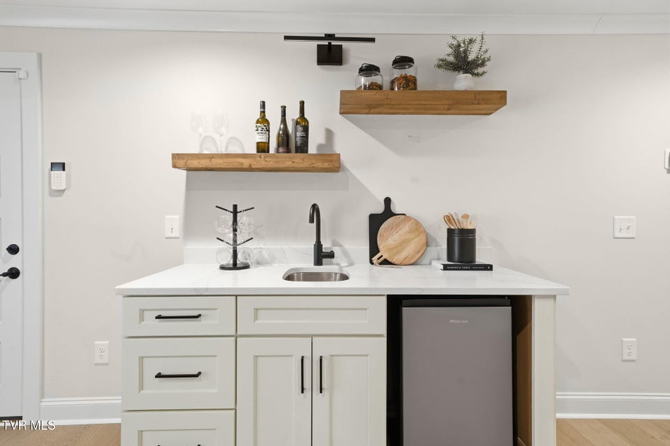 Photo #23: 141 Laurel Ridge Drive