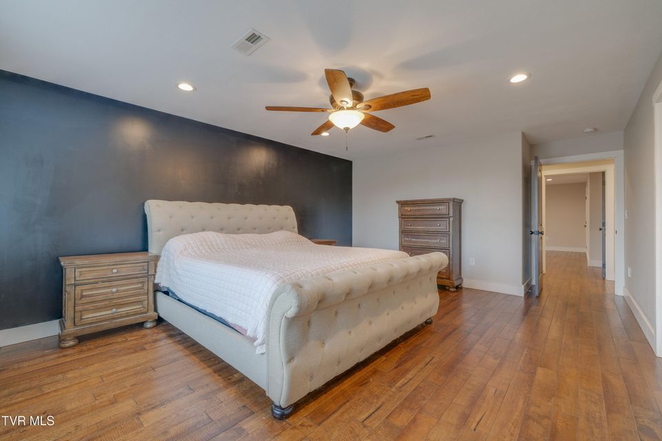 Photo #31: 369 Old Embreeville Road