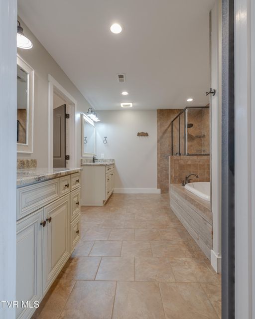 Photo #33: 369 Old Embreeville Road