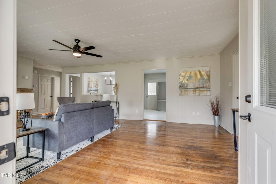 Photo #4: 1077 Highway 126 