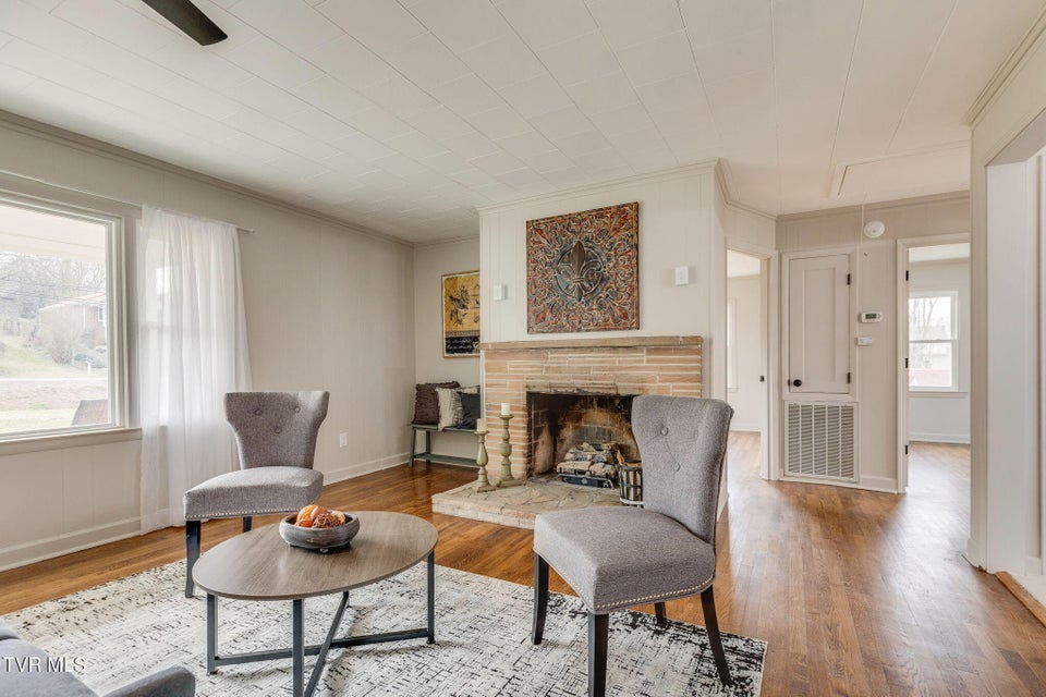 Photo #6: 1077 Highway 126 