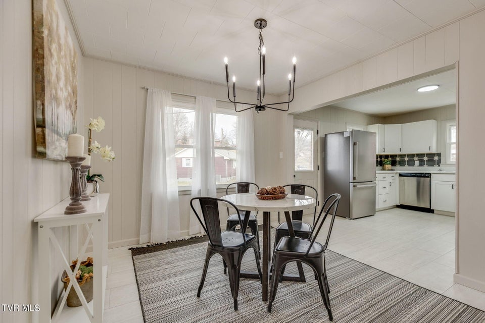 Photo #11: 1077 Highway 126 