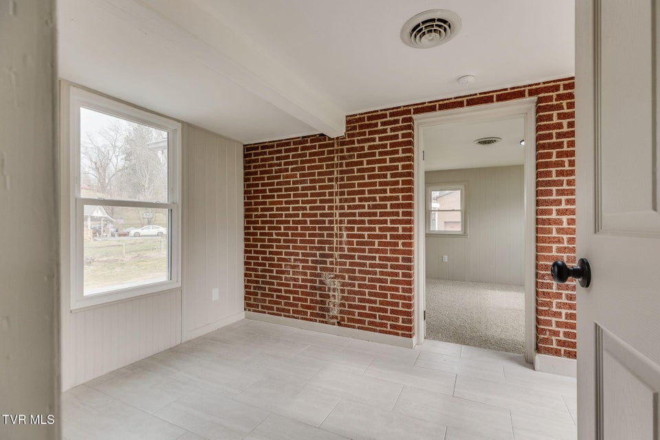 Photo #14: 1077 Highway 126 