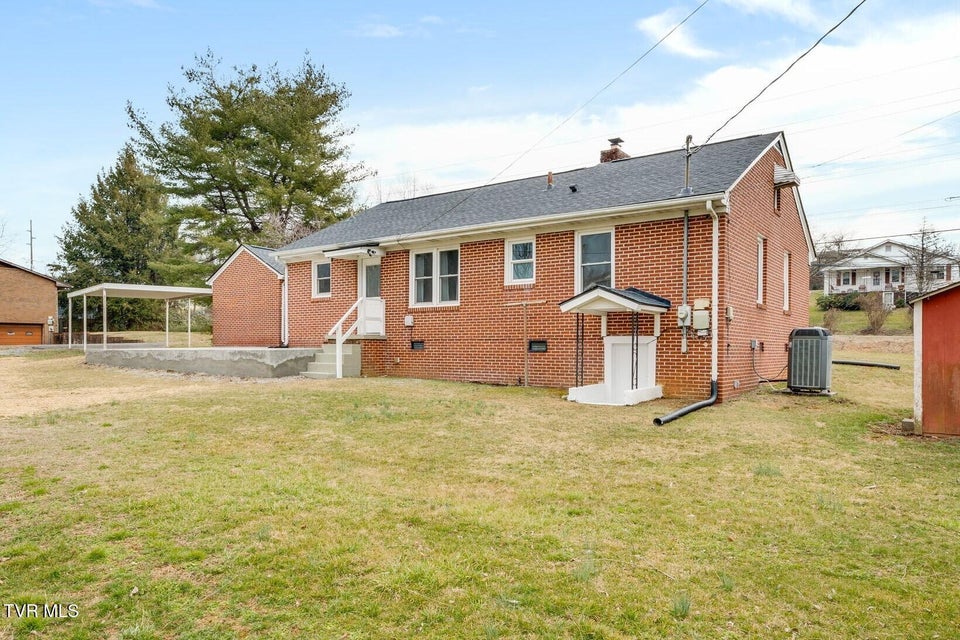 Photo #24: 1077 Highway 126 