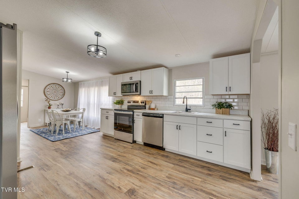 Photo #13: 4877 Highway 126 