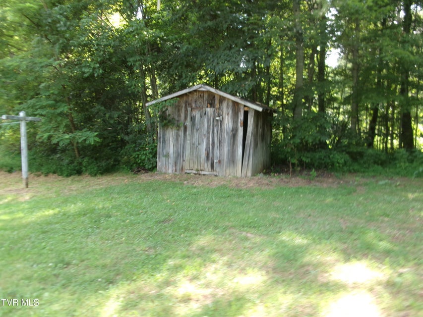 Photo #5: 2035 Viking Mountain Road