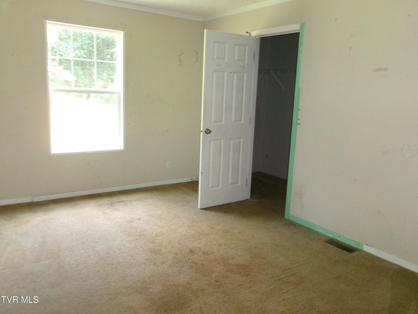 Photo #12: 2035 Viking Mountain Road