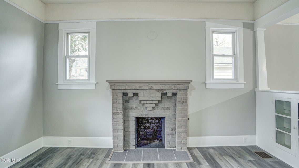 Photo #8: 116 Poplar Street