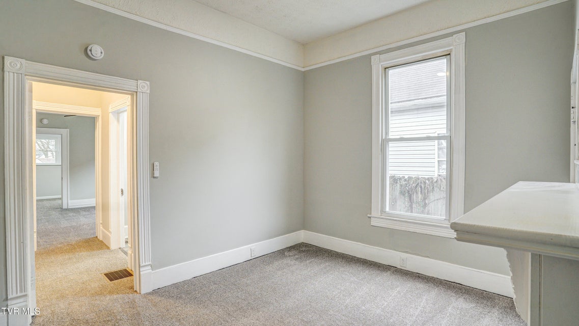 Photo #31: 116 Poplar Street