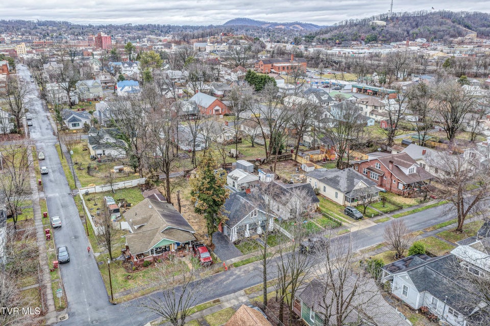 Photo #58: 116 Poplar Street