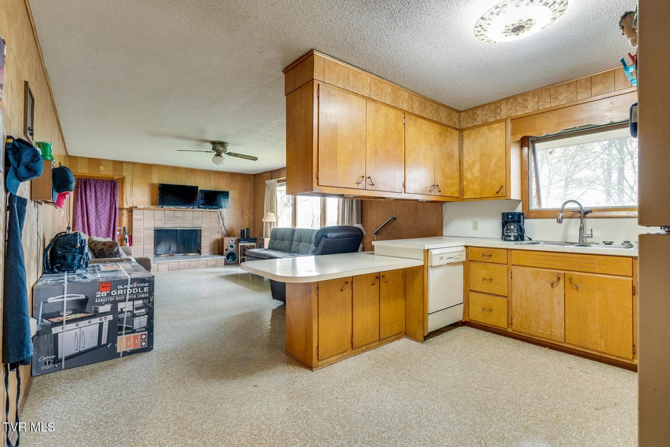 Photo #9: 4501 Old Stage Road